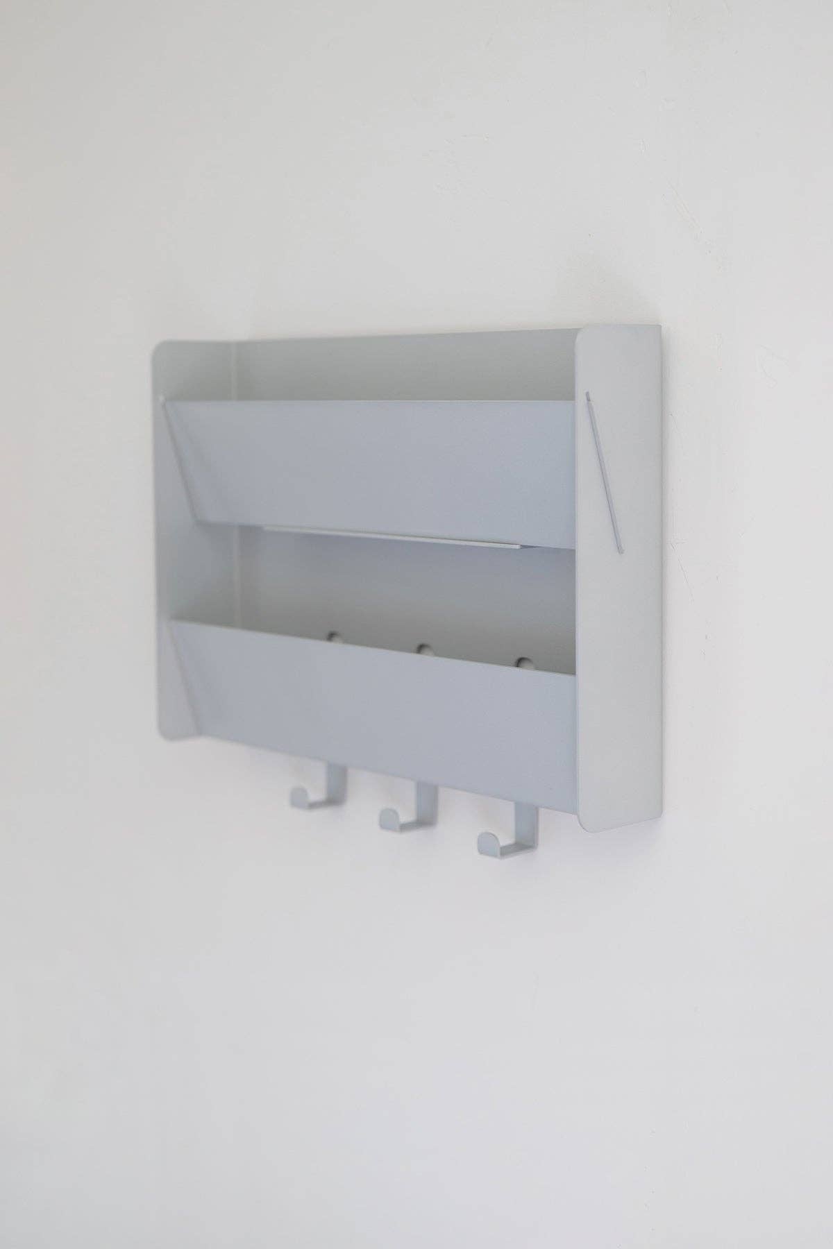 Upton - Mail Organizer - Matte Silver