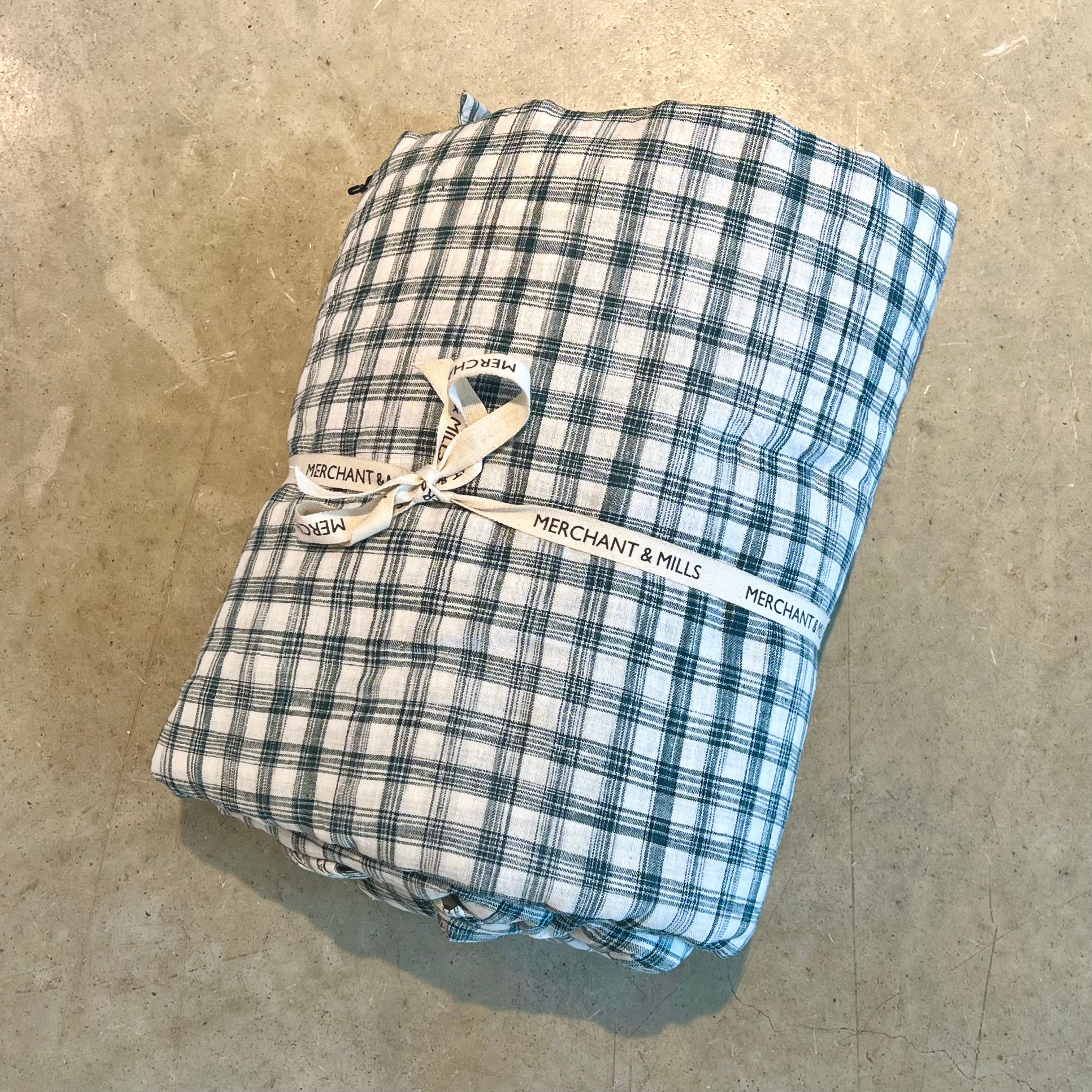 School House Cotton Check · 13 yds