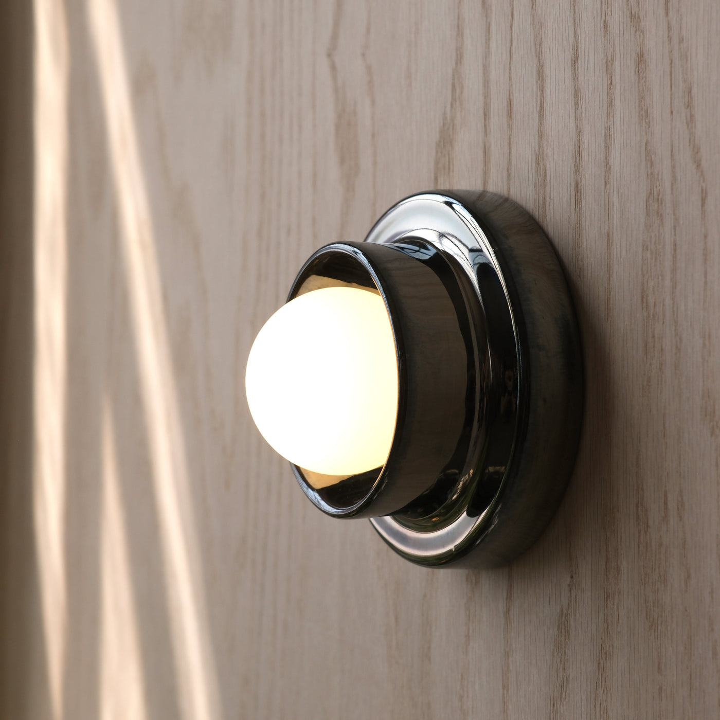 Q Sconce
