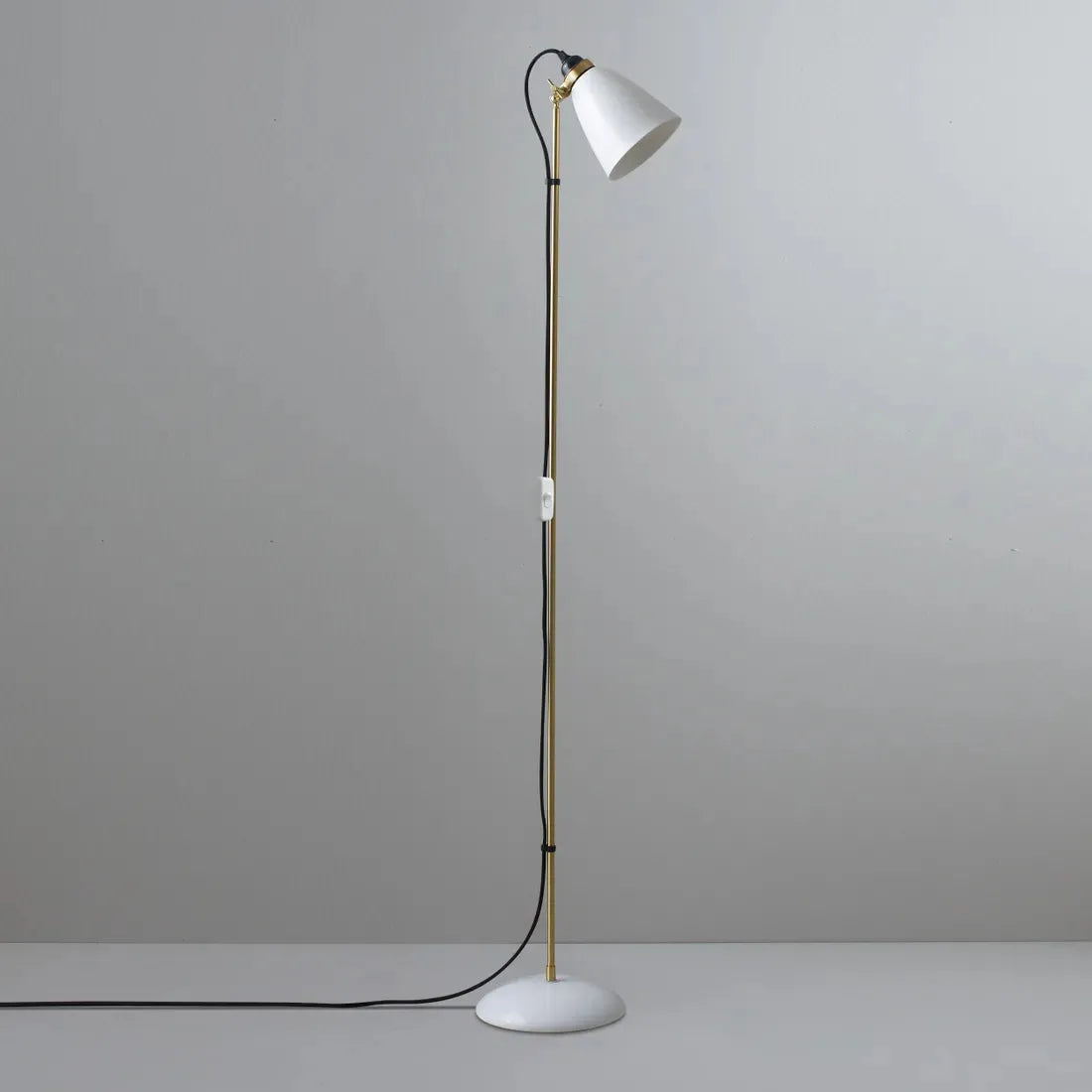 Hector 30 Floor Light, socius design