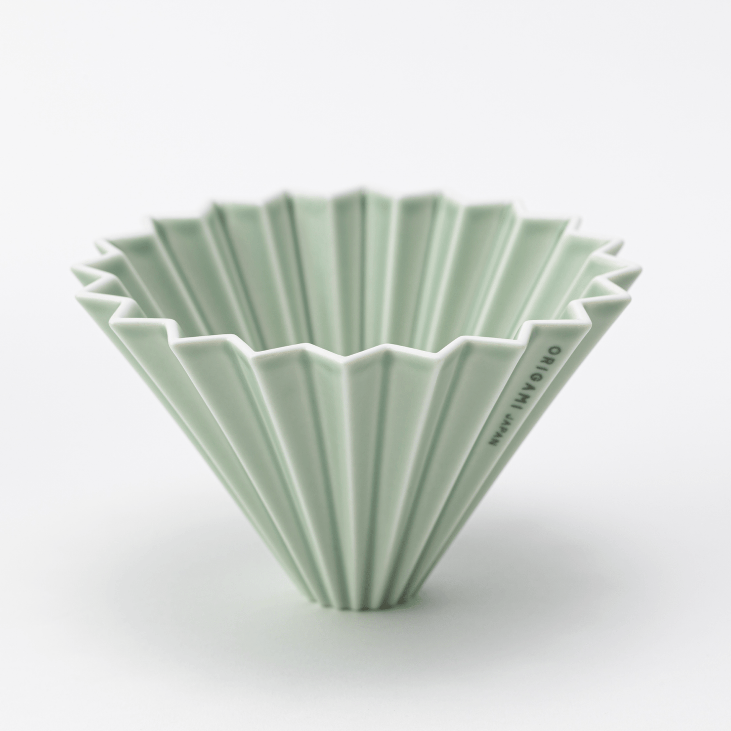 LOIS · Origami Dripper (1 - 4 cups) | socius design in Rochester, MN