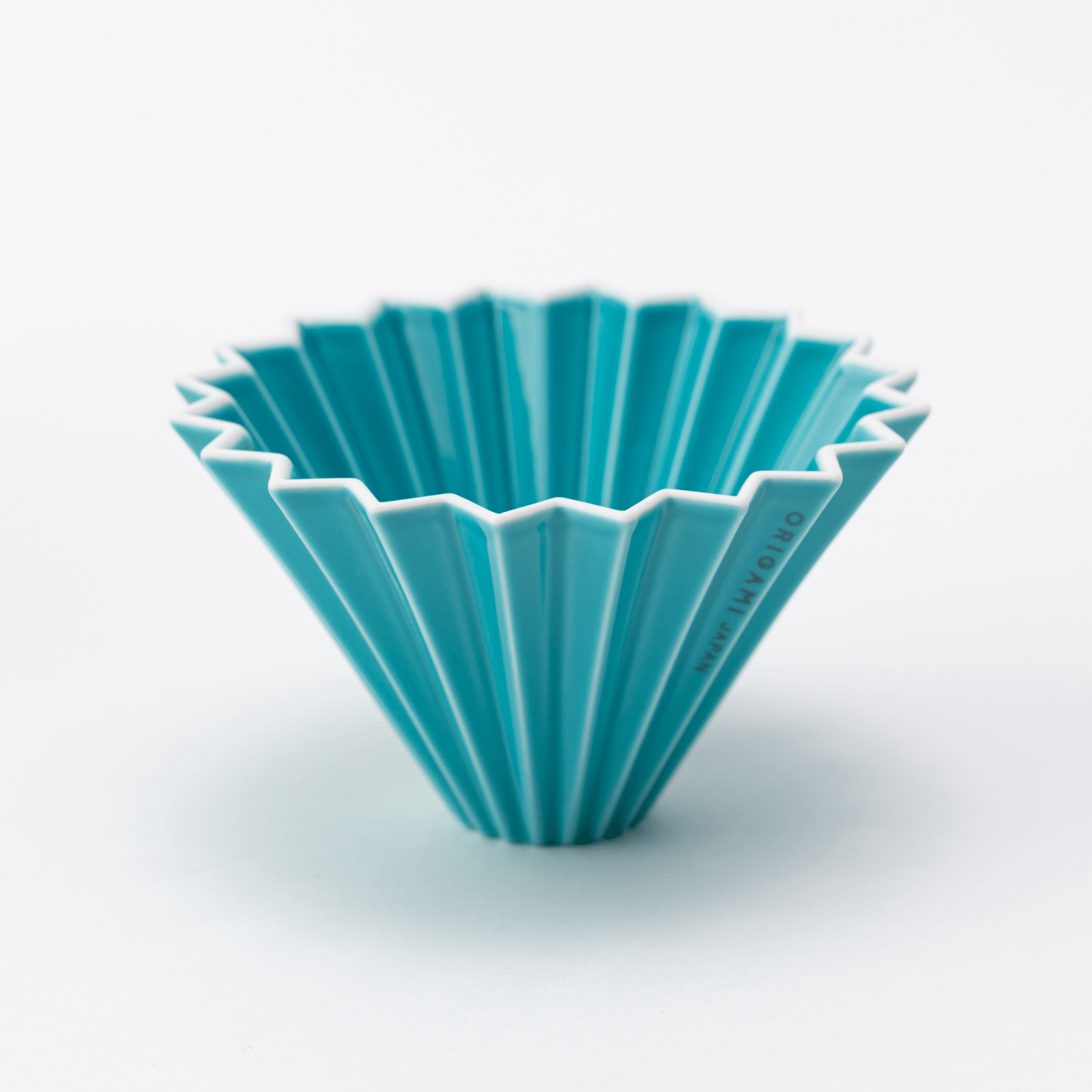 LOIS · Origami Dripper (1 - 4 cups) | socius design in Rochester, MN
