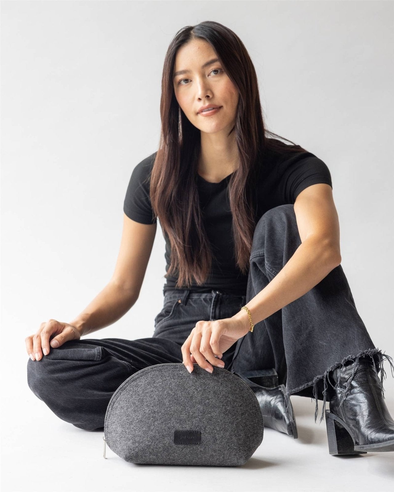 Graf Lantz · Pochi Merino Wool Large Pouch | Charcoal | socius design in Rochester, MN