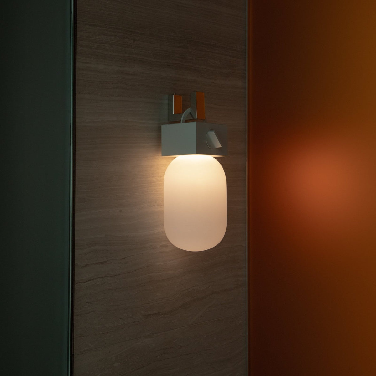 Native Union POP Light