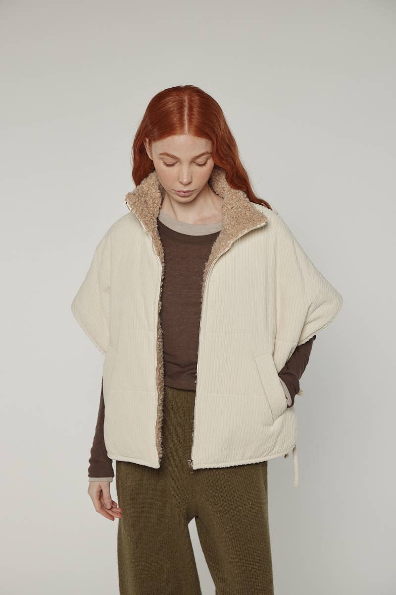 amente · Reversible High - Neck Vest | socius design in Rochester, MN