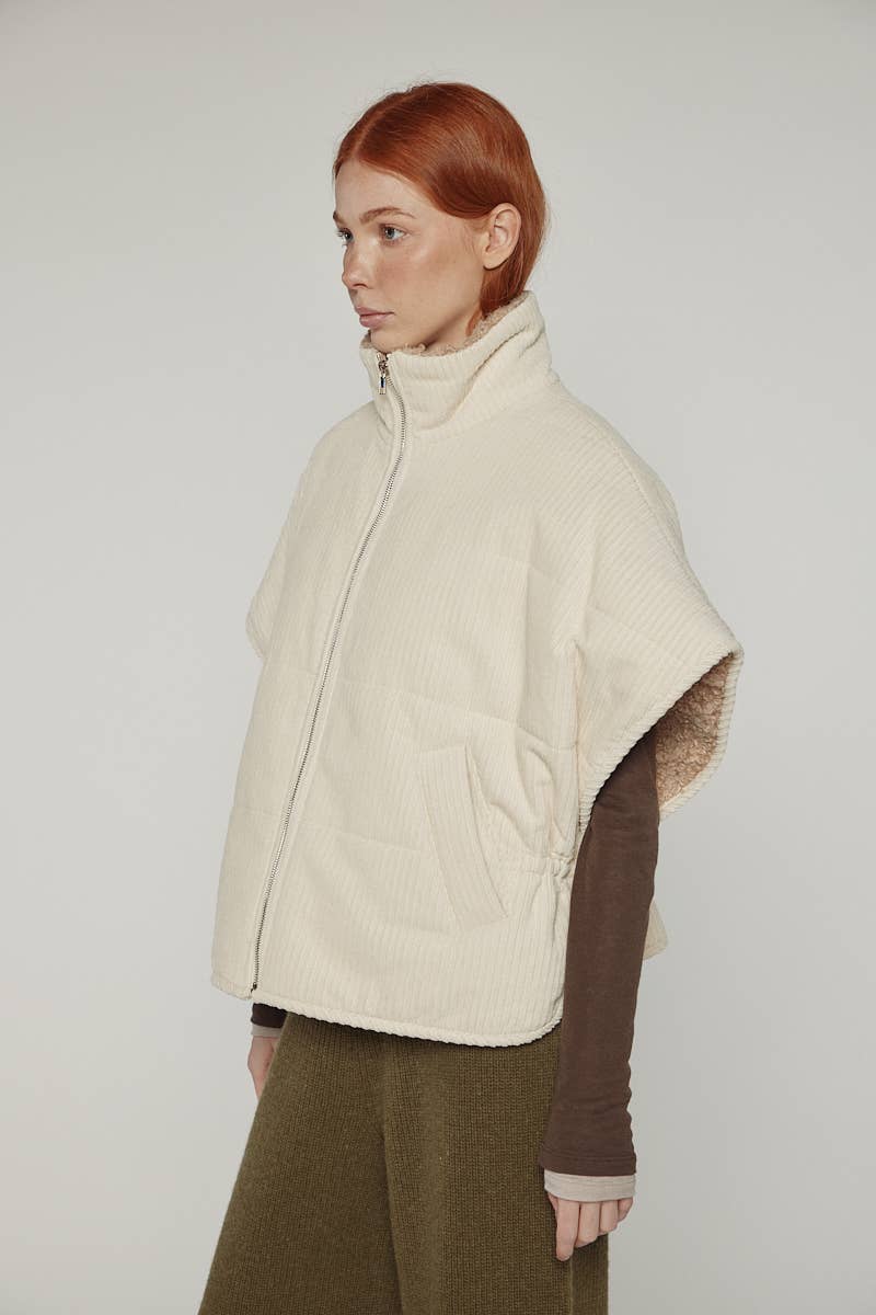 amente · Reversible High - Neck Vest | socius design in Rochester, MN