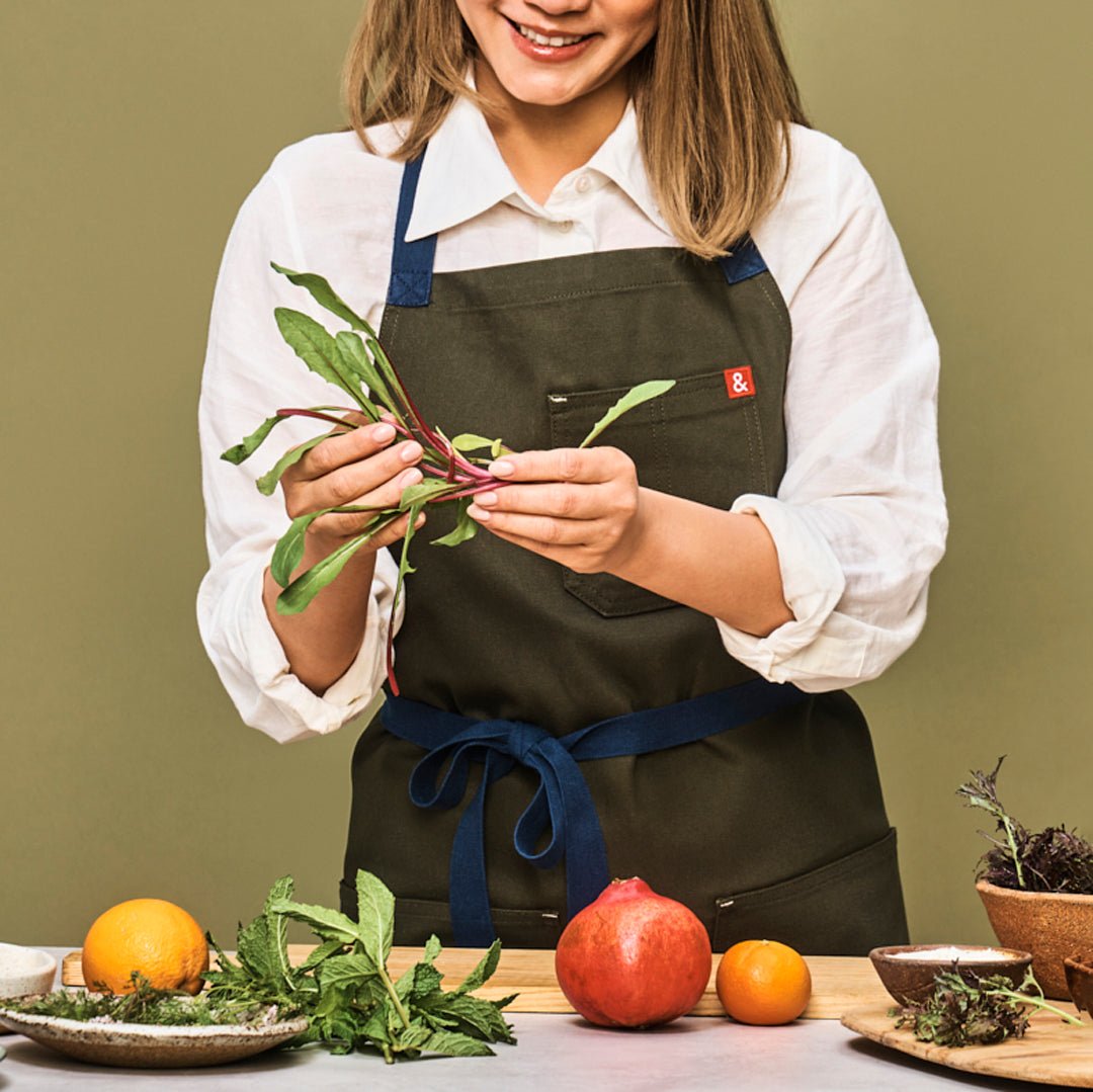 Hedley & Bennett · The Essential Apron - Olive Green Black Straps | socius design in Rochester, MN