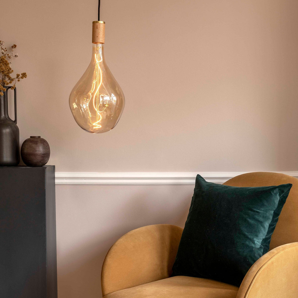 Voronoi III Pendant Light in Oak